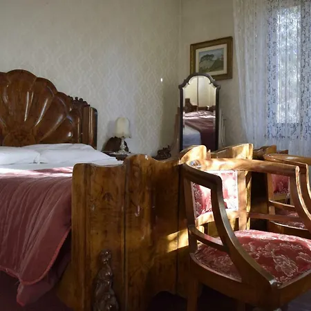 Storica Calderino Nocleg ze śniadaniem