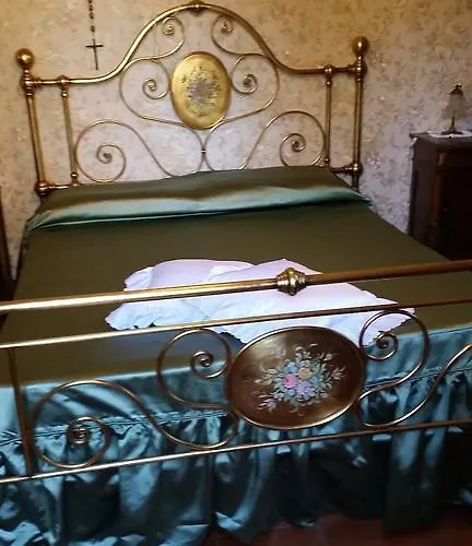 Storica Calderino Bed and Breakfast