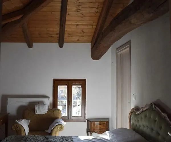 Bed and Breakfast Storica Calderino *