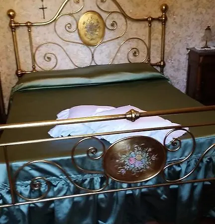 Storica Calderino Bed & Breakfast