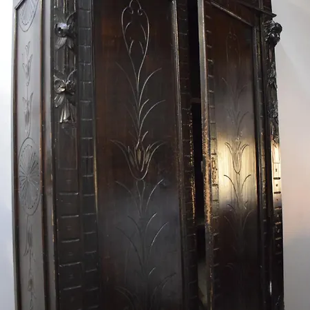 Oda ve Kahvaltı Storica Calderino *